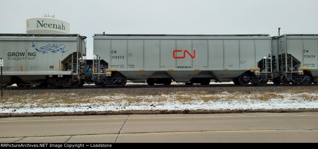 CN 114532